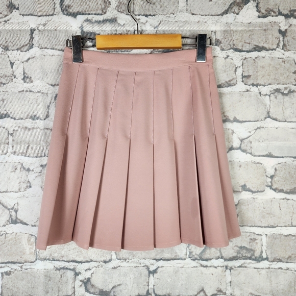 Nasty Gal Pleated Mini Skirt Ballet Pink Size 2 Flirty Coquette Clueless - Picture 2 of 9